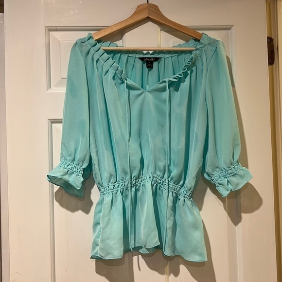 Willi Smith pleated peplum short puff sleeve semi sheer blouse - Picture 1 of 9